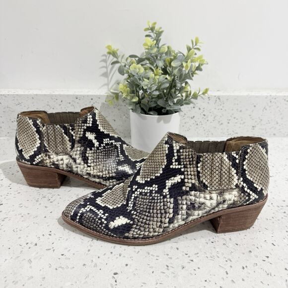 Madewell Shoes - Madewell Sonia Low Snake Print Leather Booties Size 7.5